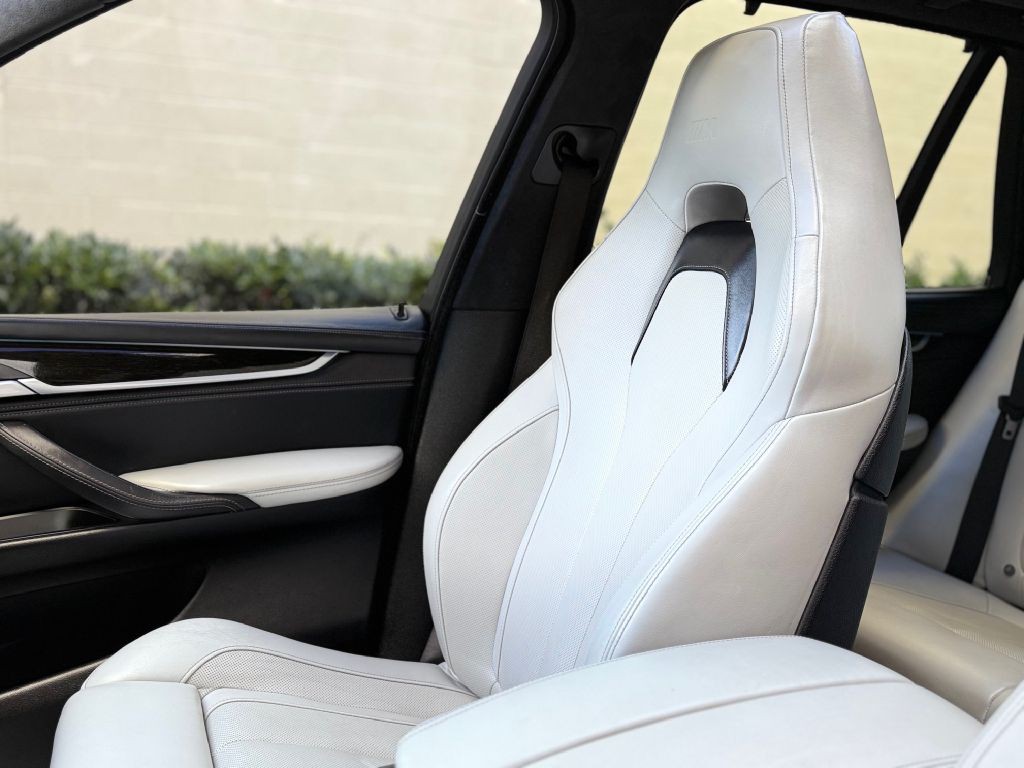 2018 BMW X5 Image 21