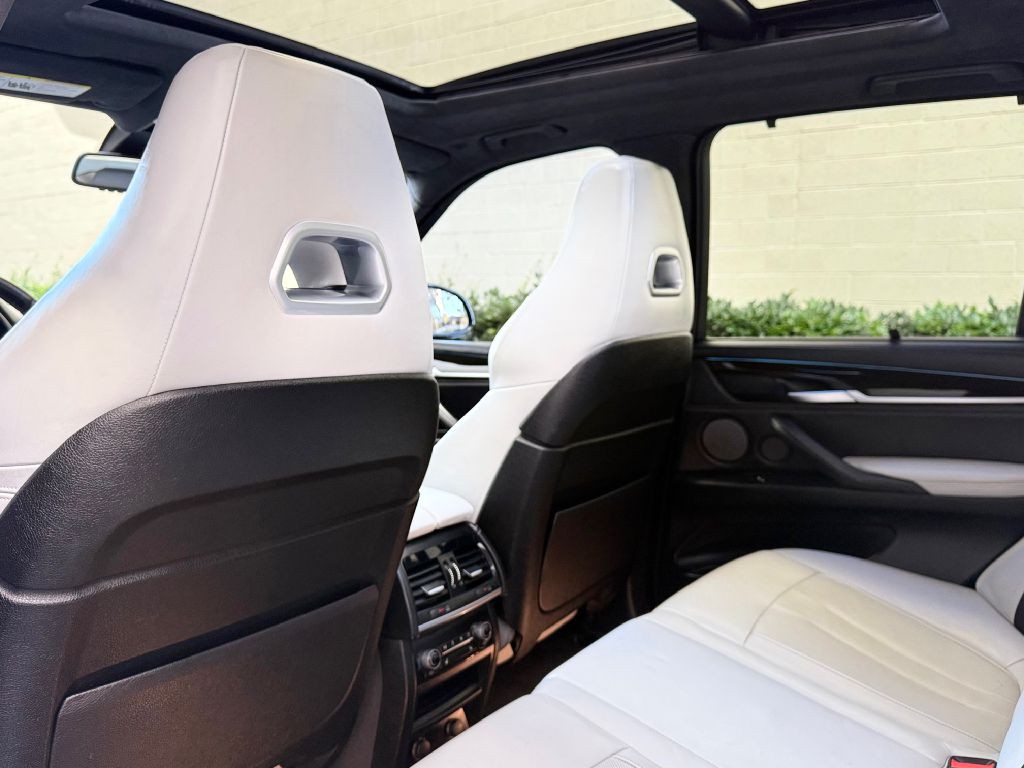 2018 BMW X5 Image 23