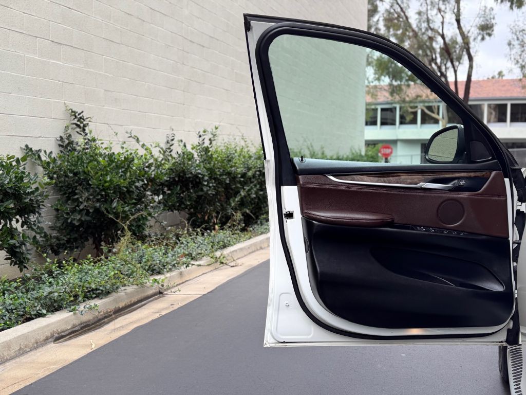 2015 BMW X5 Image 12