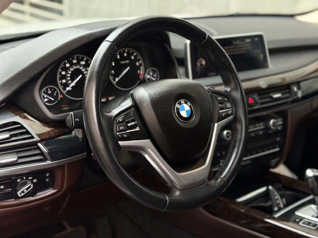 2015 BMW X5 Image 13