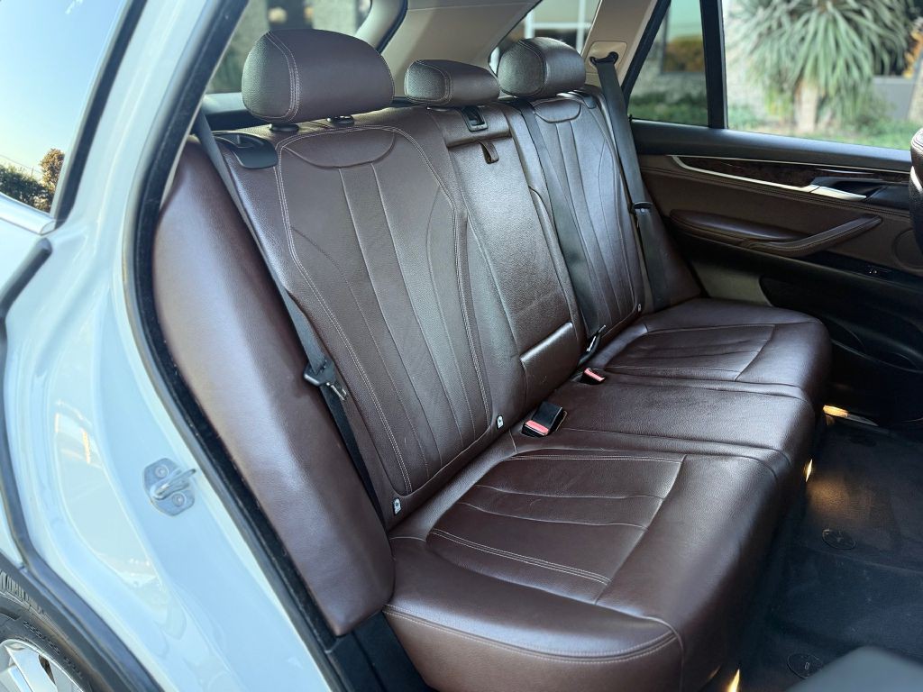 2015 BMW X5 Image 20
