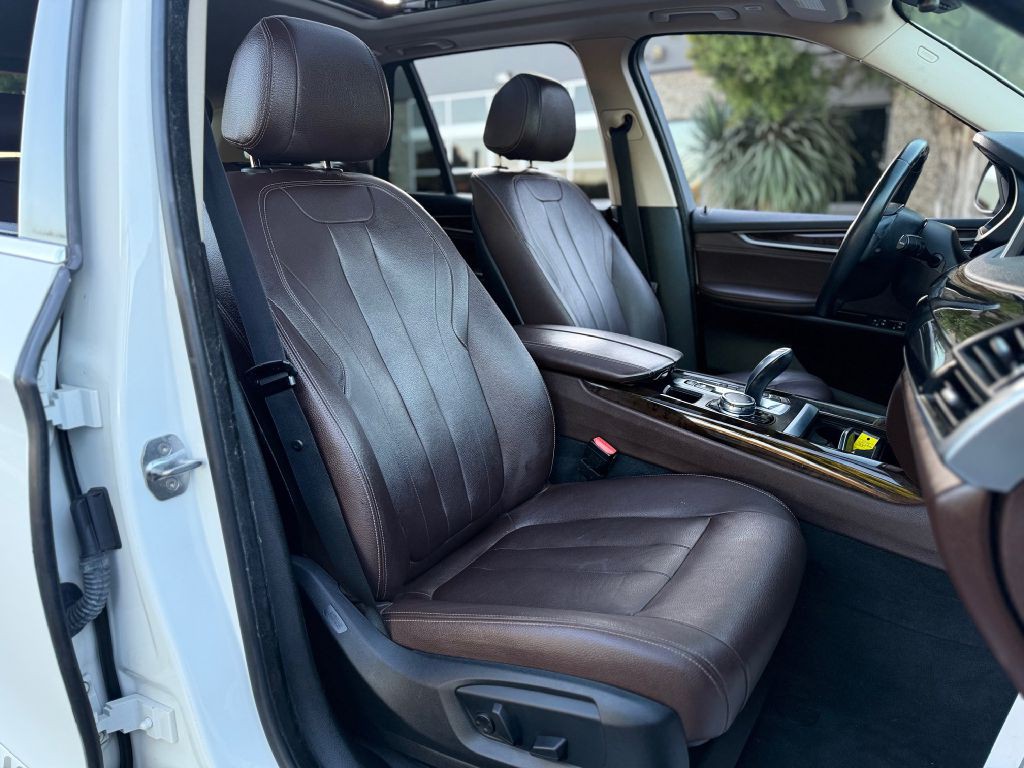 2015 BMW X5 Image 22