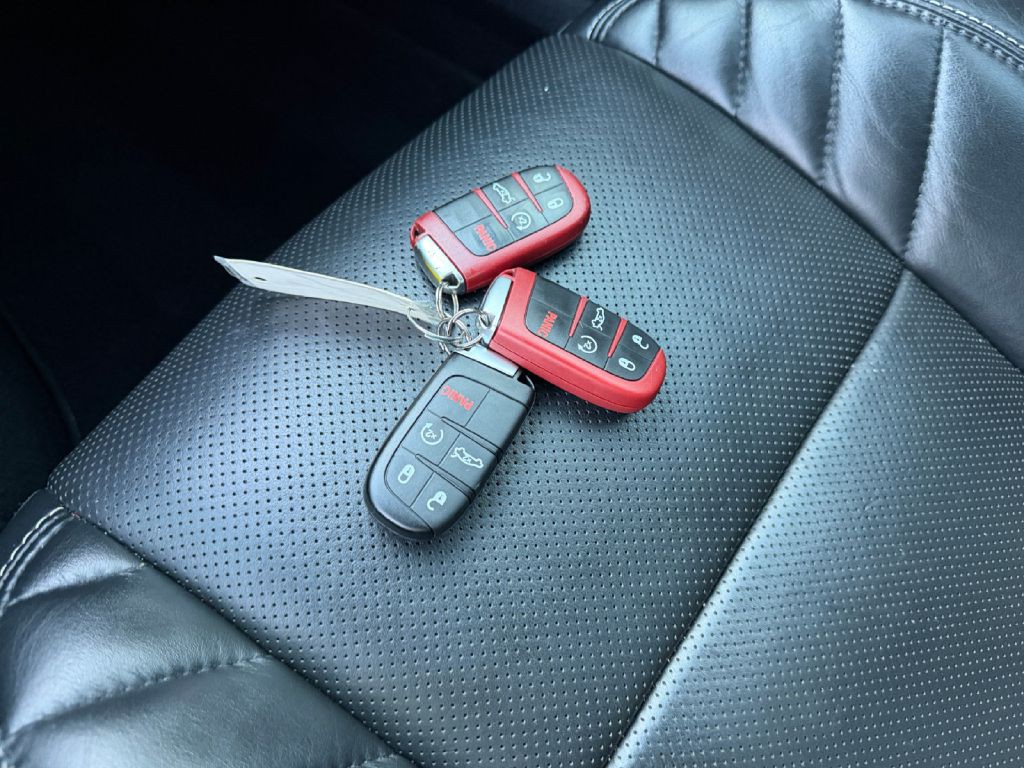 2022 Dodge Charger Image 18