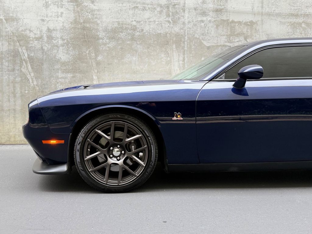 2016 Dodge Challenger Image 5
