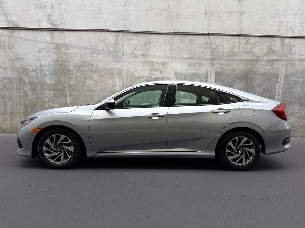 2018 Honda Civic Image 5