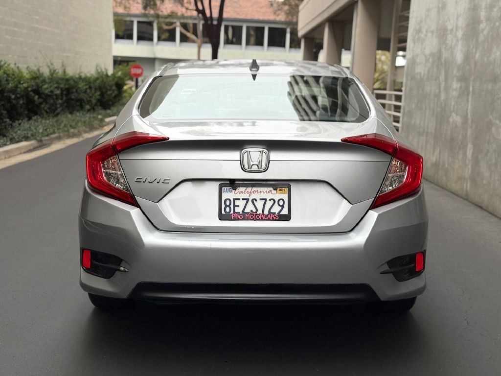 2018 Honda Civic Image 7