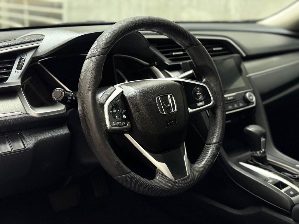 2018 Honda Civic Image 9