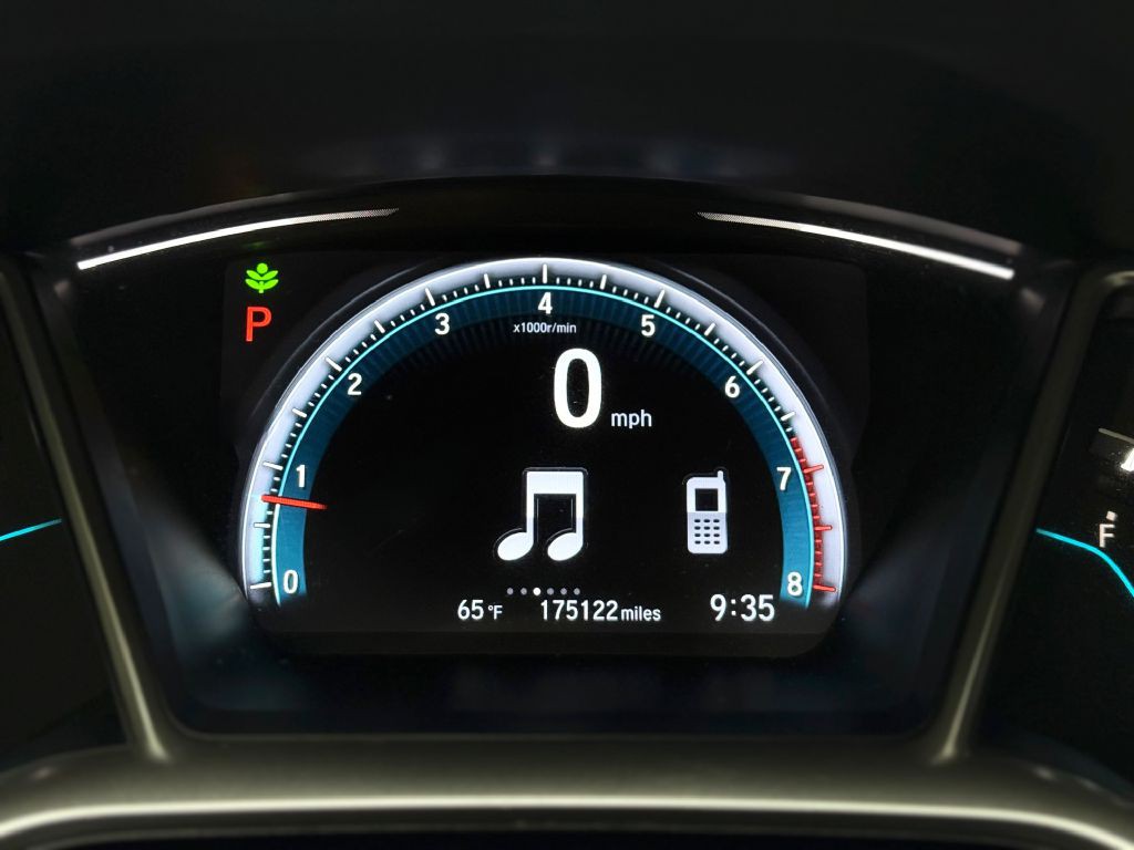 2018 Honda Civic Image 15