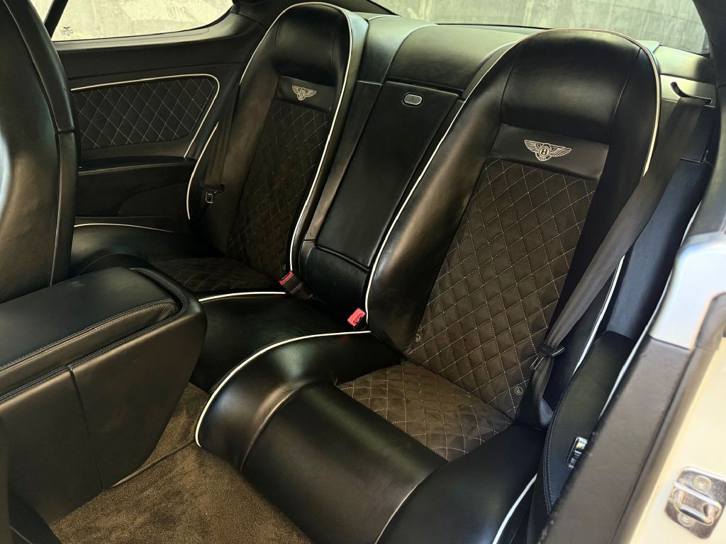 2011 Bentley Continental Image 18