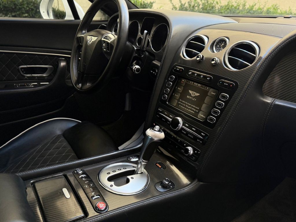 2011 Bentley Continental Image 20