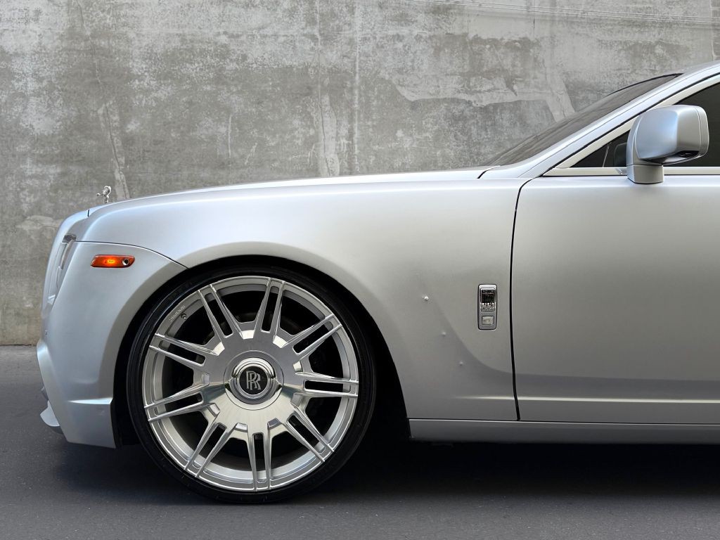 2010 Rolls-Royce Ghost Image 7