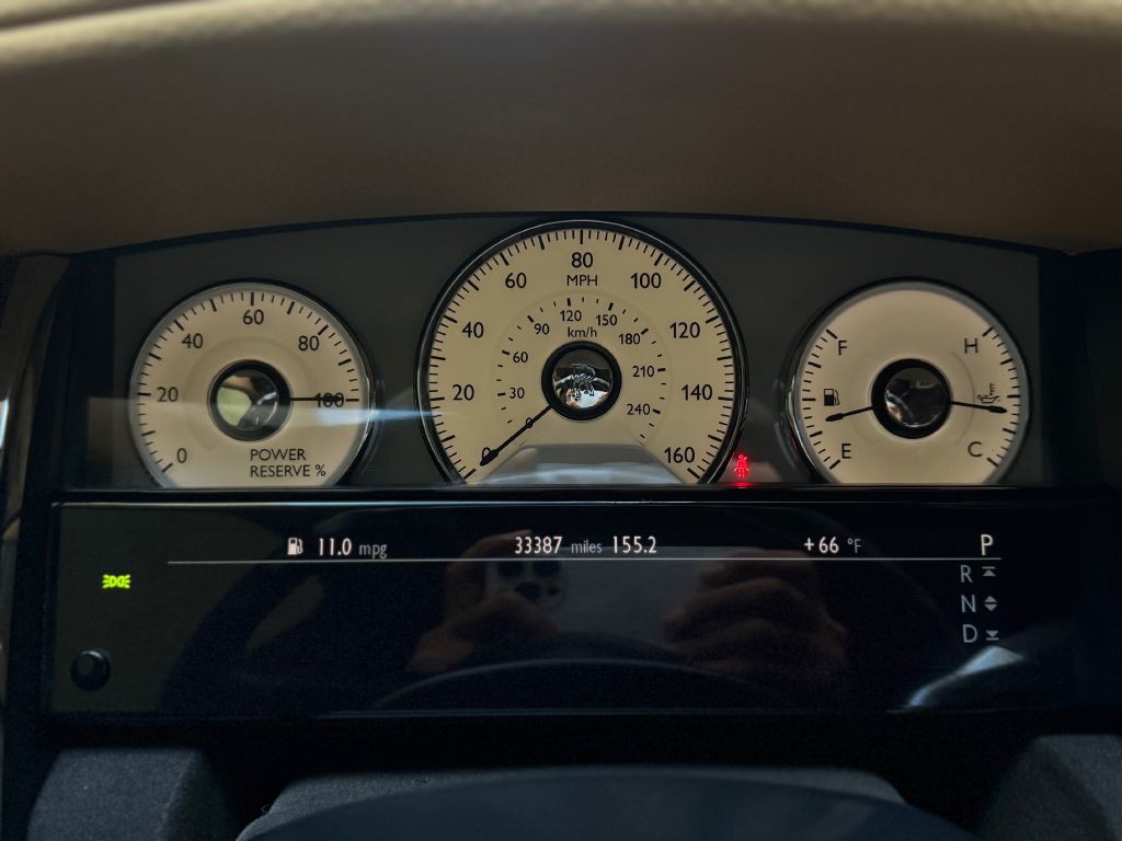 2010 Rolls-Royce Ghost Image 25