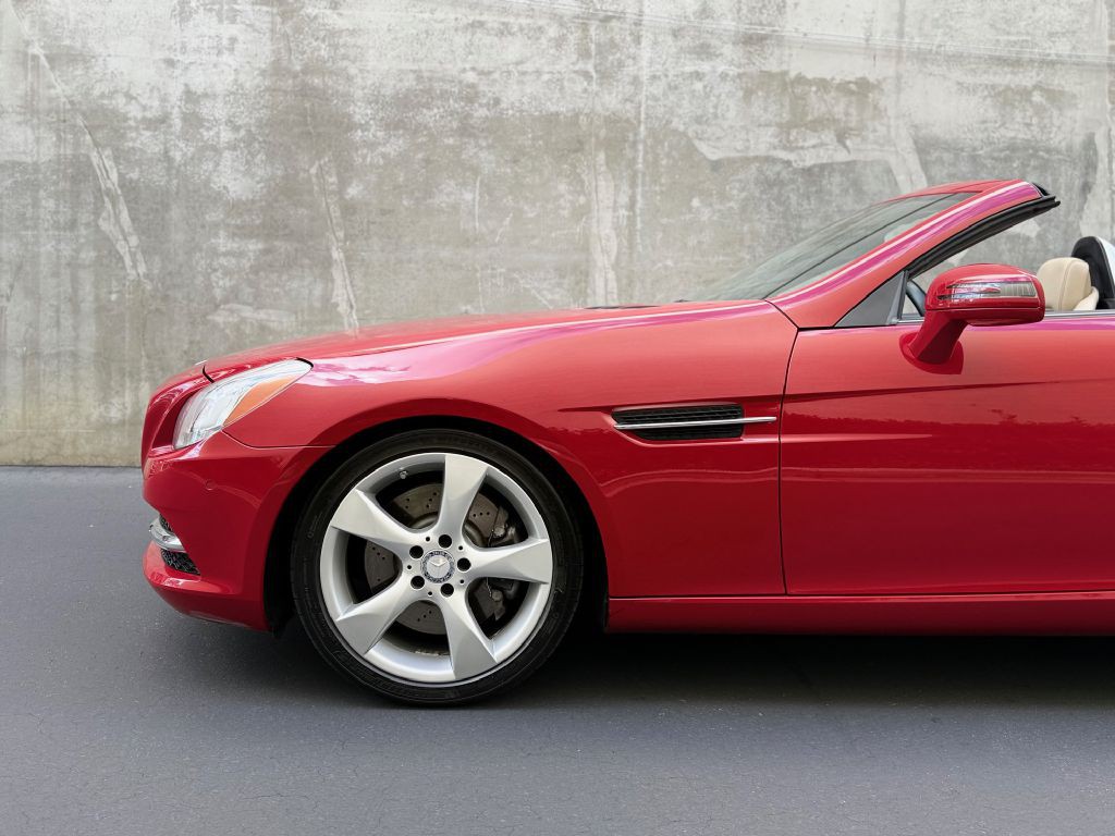 2014 Mercedes-Benz SLK-Class Image 8