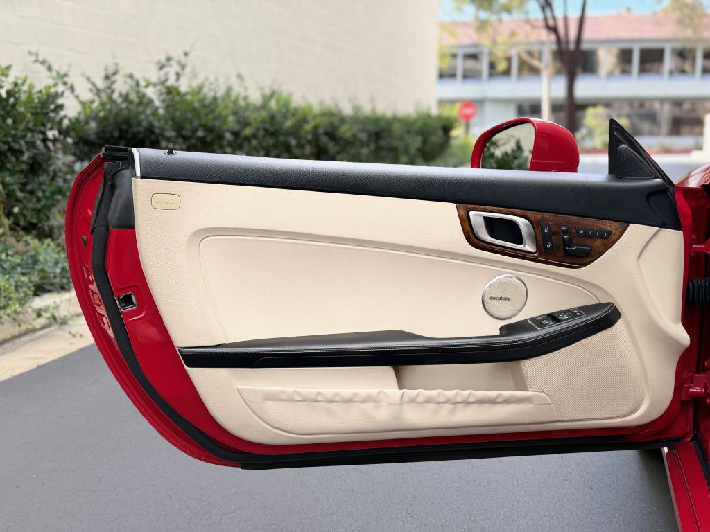 2014 Mercedes-Benz SLK-Class Image 11