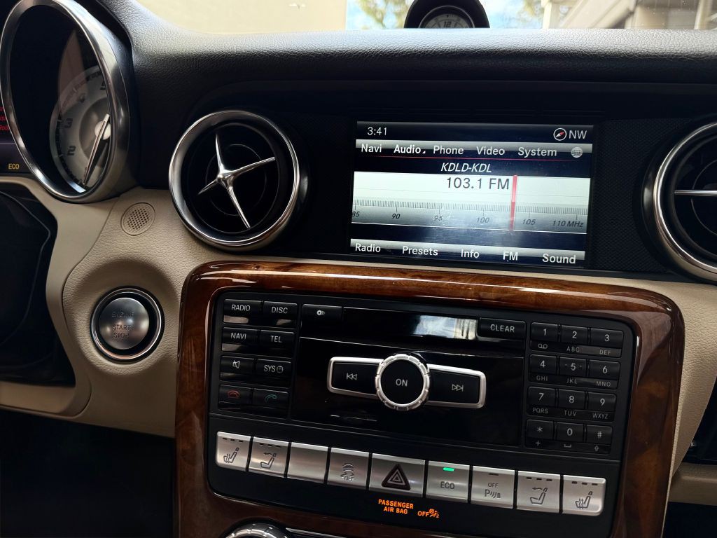 2014 Mercedes-Benz SLK-Class Image 24