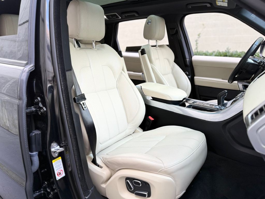 2015 Land Rover Range Rover Sport Image 21