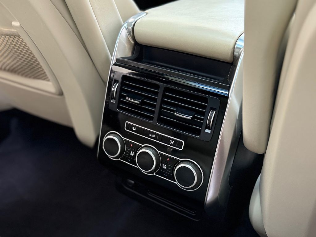 2015 Land Rover Range Rover Sport Image 22