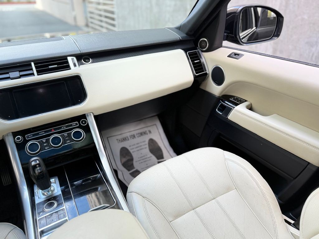 2015 Land Rover Range Rover Sport Image 24