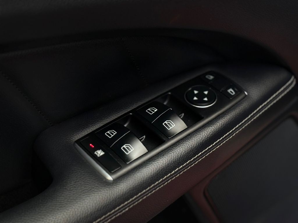 2014 Mercedes-Benz CLS-Class Image 16