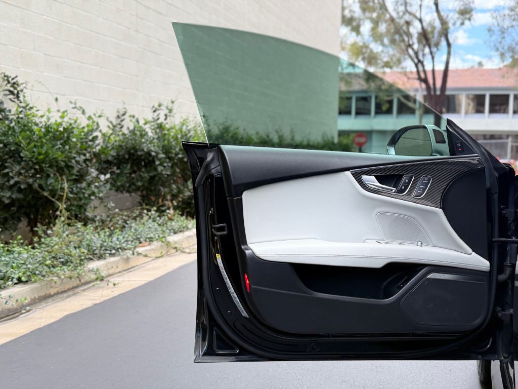 2014 Audi RS7 Image 16
