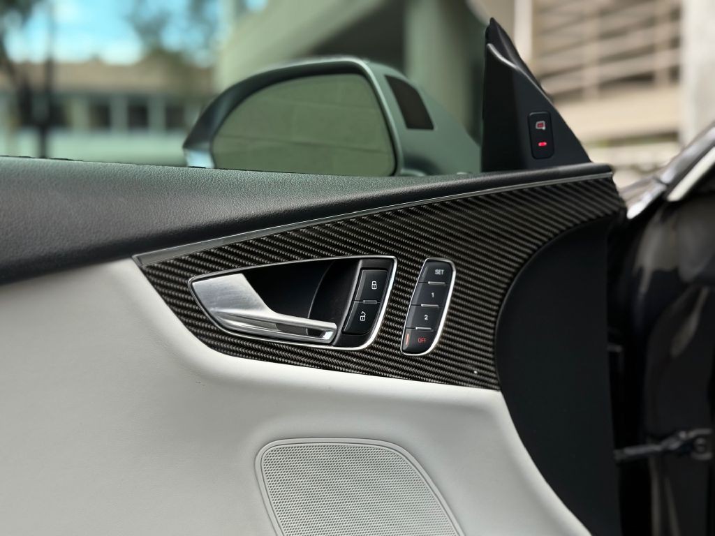 2014 Audi RS7 Image 17