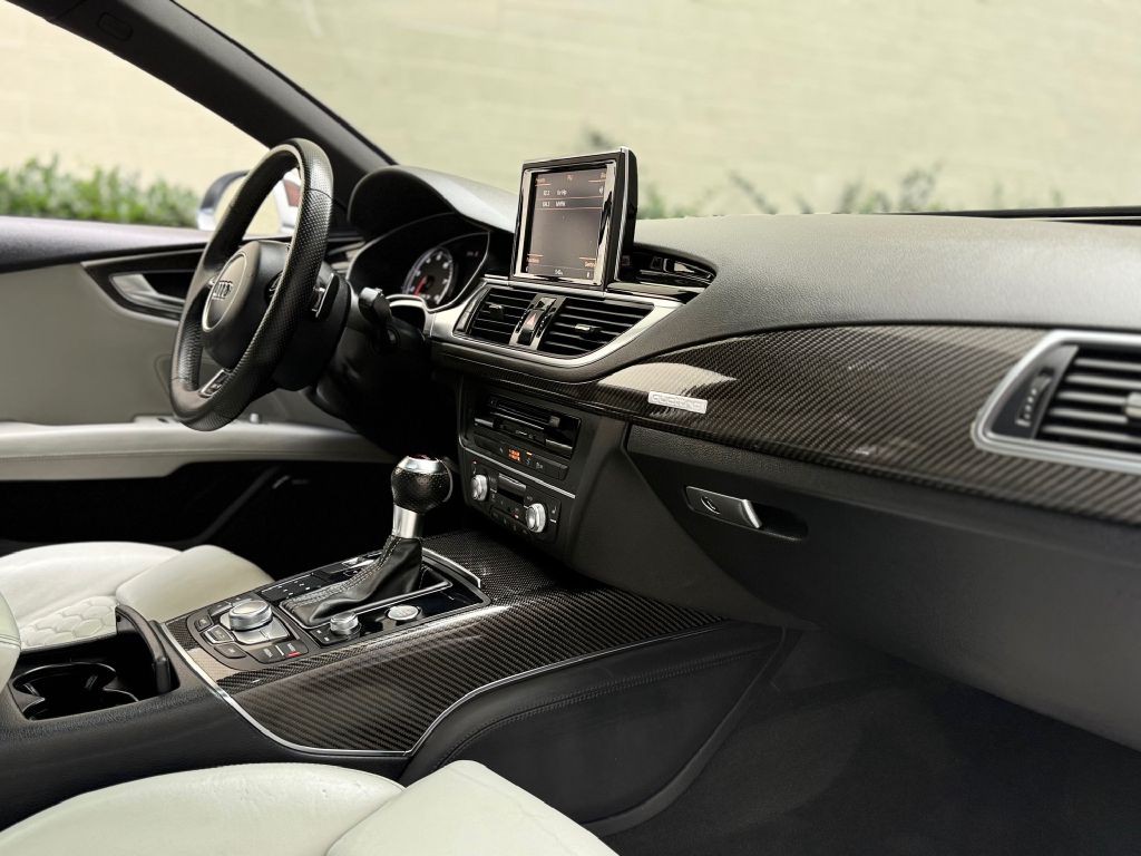 2014 Audi RS7 Image 30
