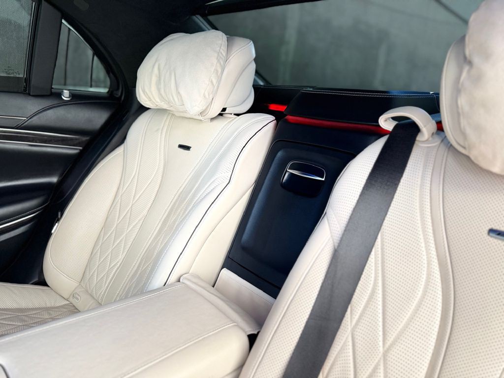 2017 Mercedes-Benz S-Class Image 26