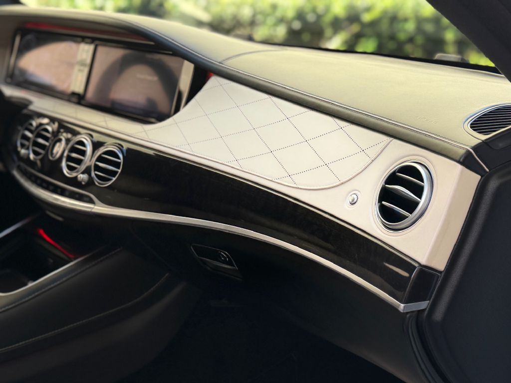 2017 Mercedes-Benz S-Class Image 34