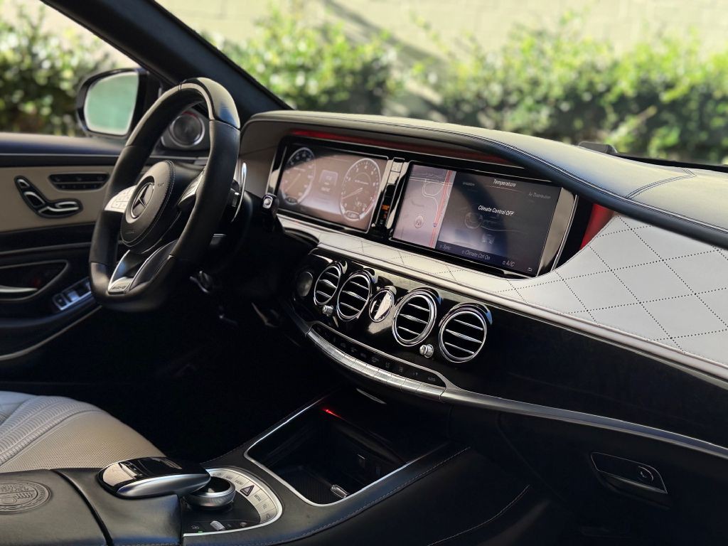 2017 Mercedes-Benz S-Class Image 35