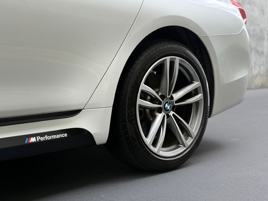 2017 BMW 7 Series Image 9