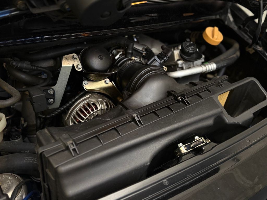 2004 Porsche 911 Image 37