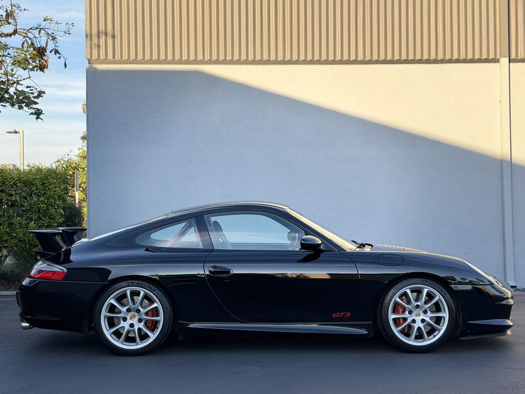 2004 Porsche 911 Image 17