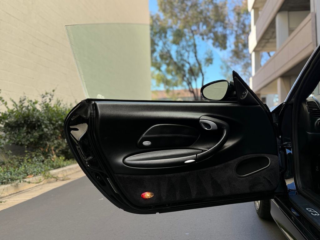 2004 Porsche 911 Image 53