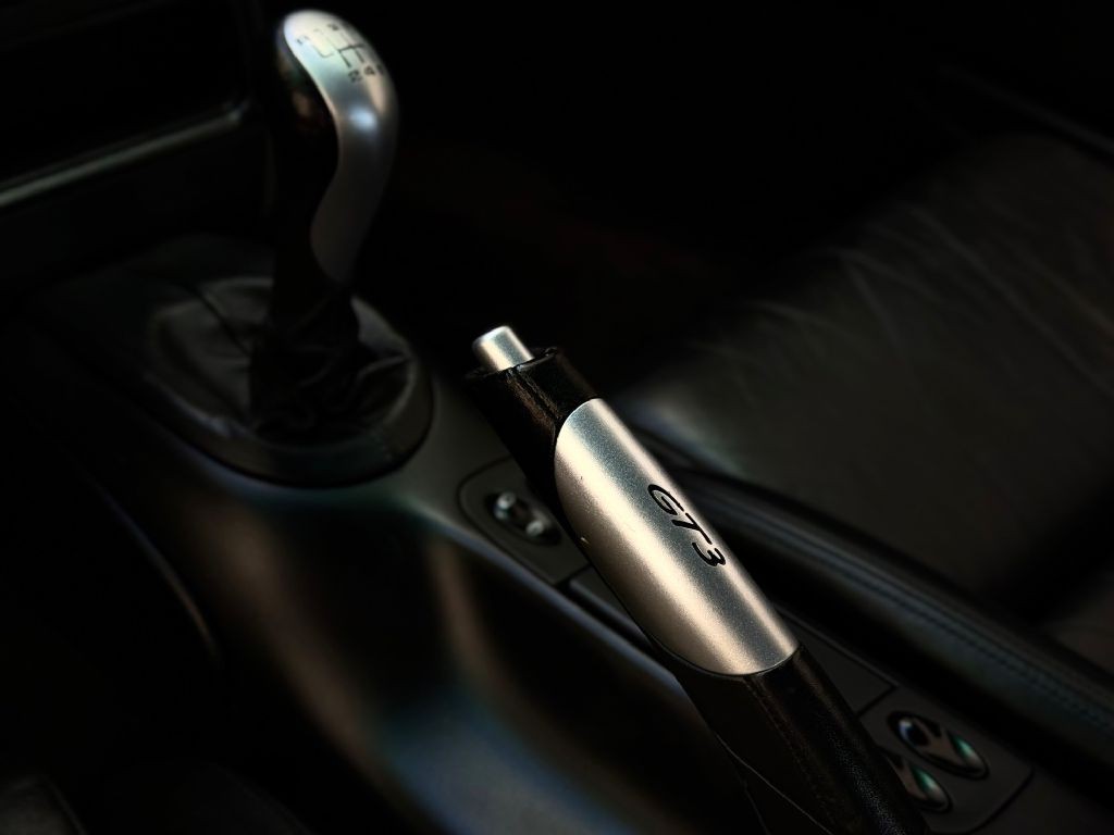 2004 Porsche 911 Image 60