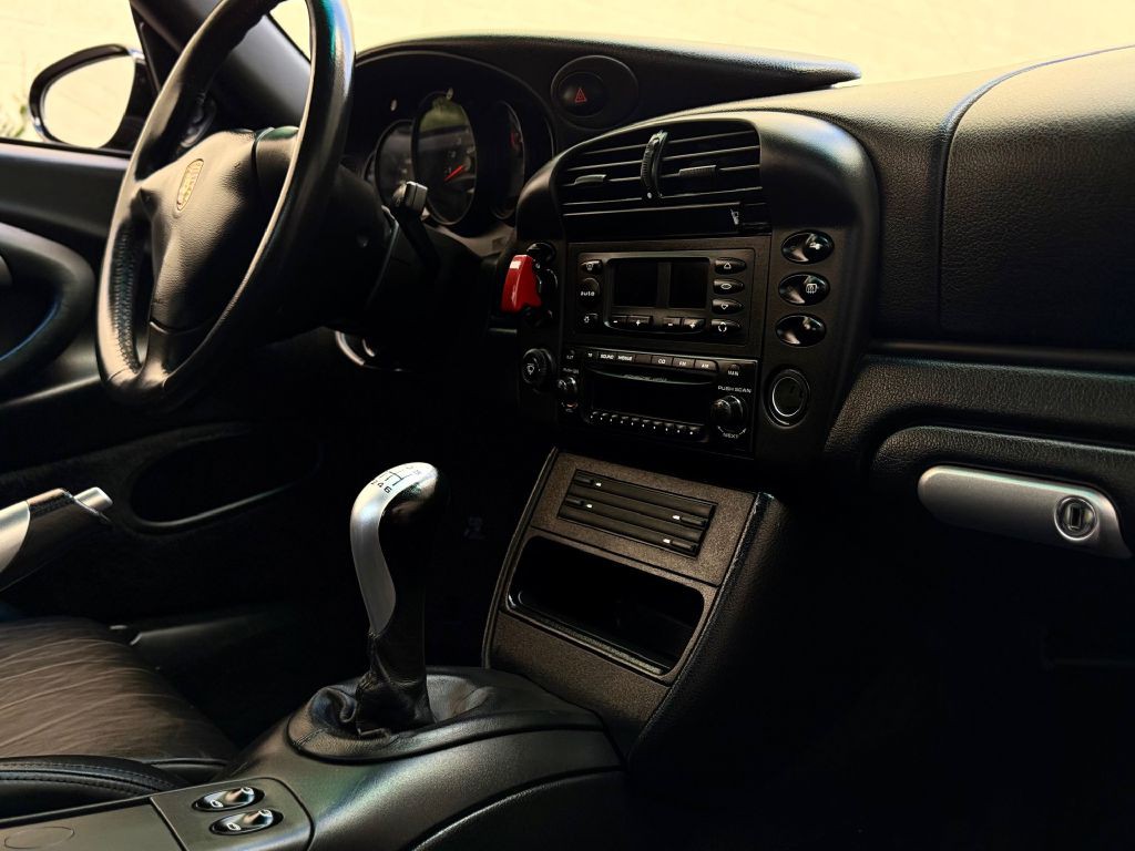 2004 Porsche 911 Image 73