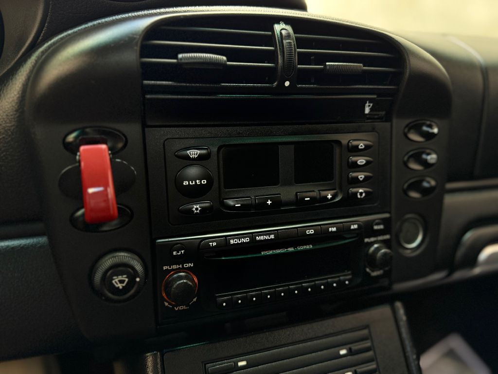 2004 Porsche 911 Image 77