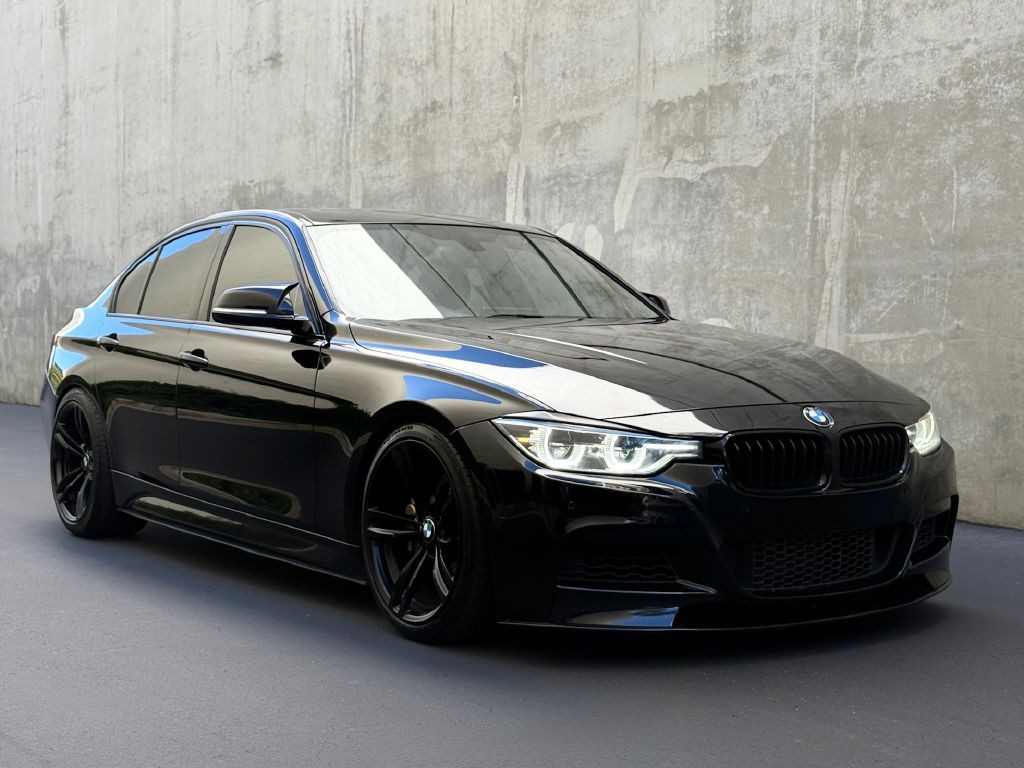 2016 BMW 3 Series Image 10