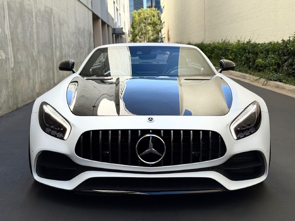 2018 Mercedes-Benz AMG GT Image 3
