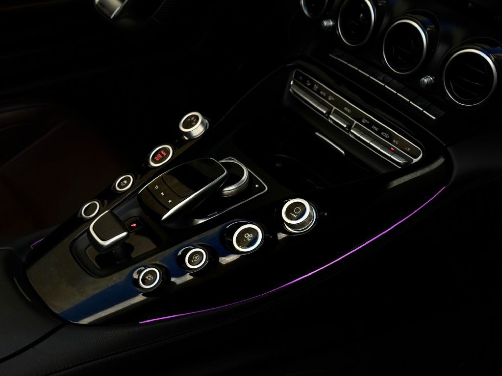 2018 Mercedes-Benz AMG GT Image 30