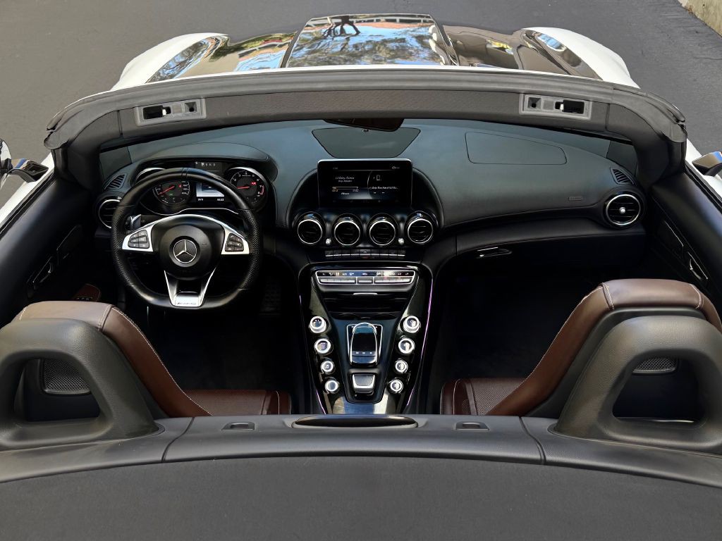 2018 Mercedes-Benz AMG GT Image 35