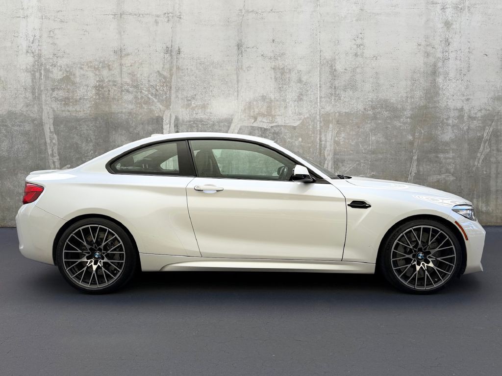 2019 BMW M2 Image 7
