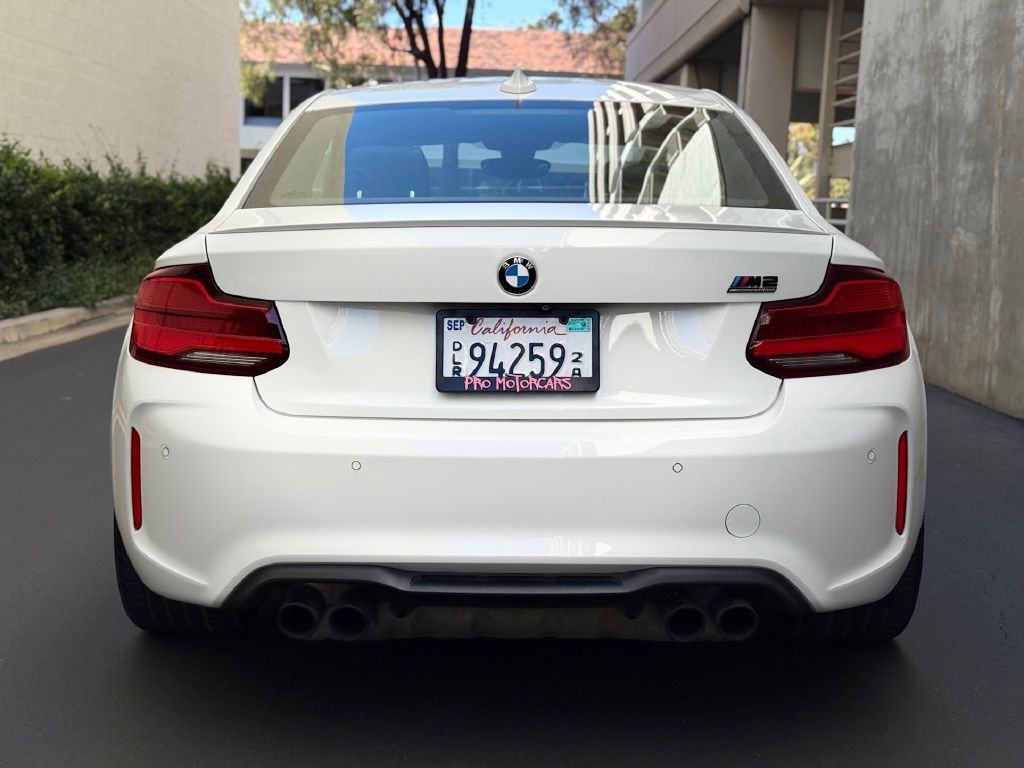 2019 BMW M2 Image 10