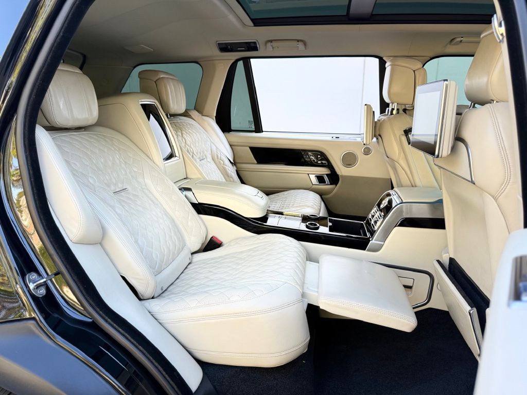 2020 Land Rover Range Rover Image 37