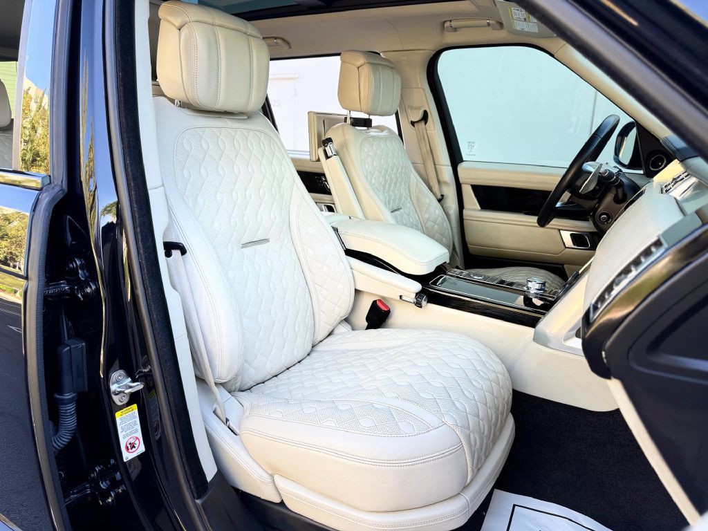 2020 Land Rover Range Rover Image 38