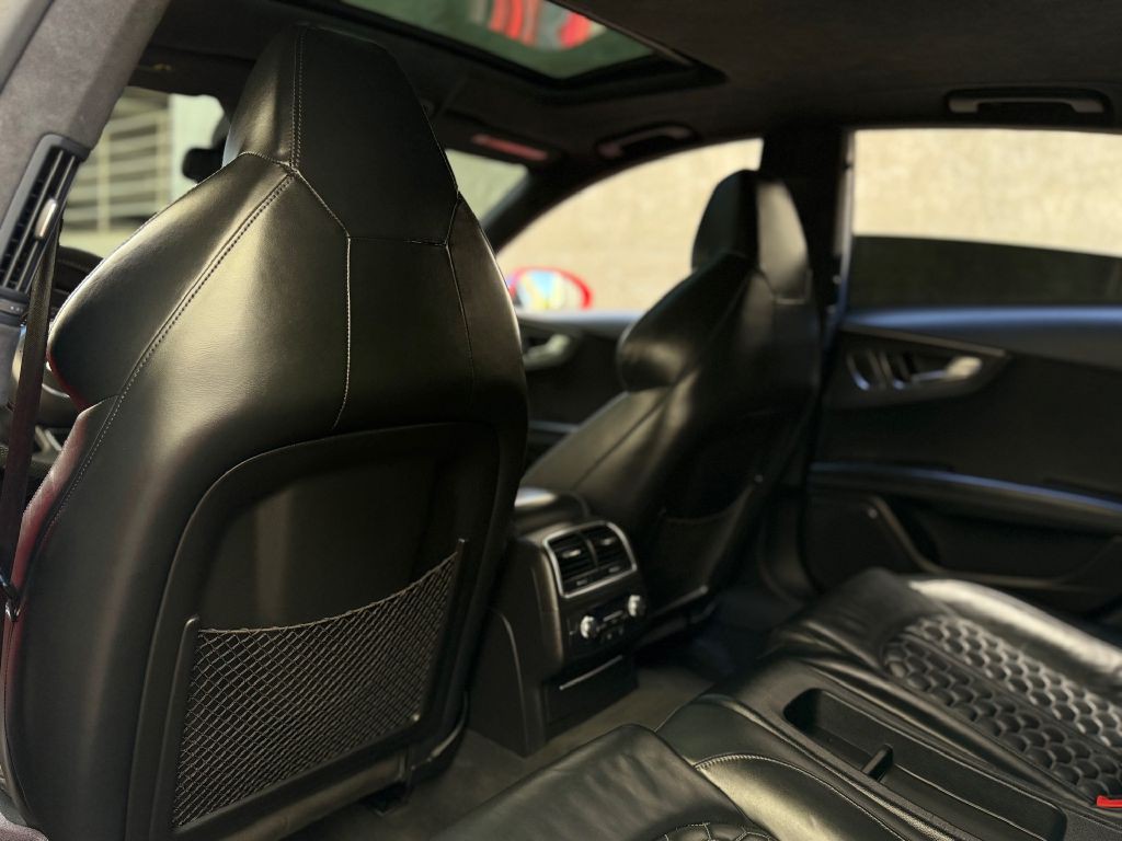 2015 Audi RS7 Image 28