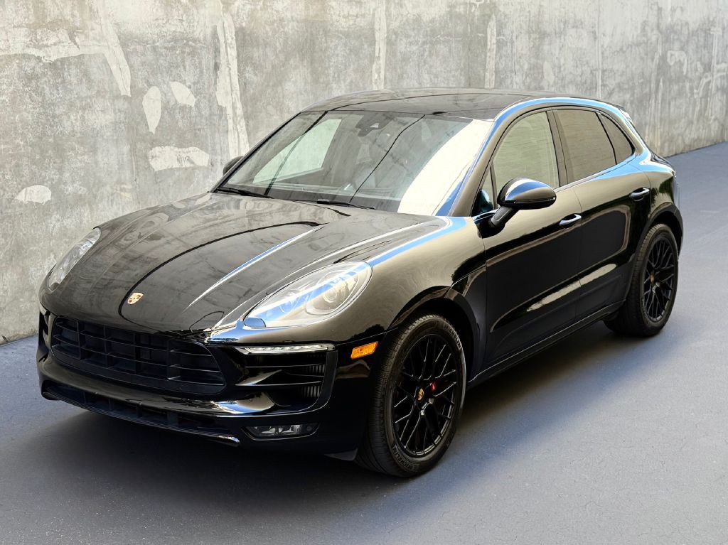 2018 Porsche Macan Image 2