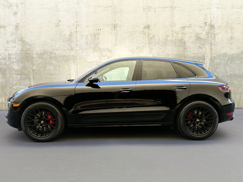2018 Porsche Macan Image 10