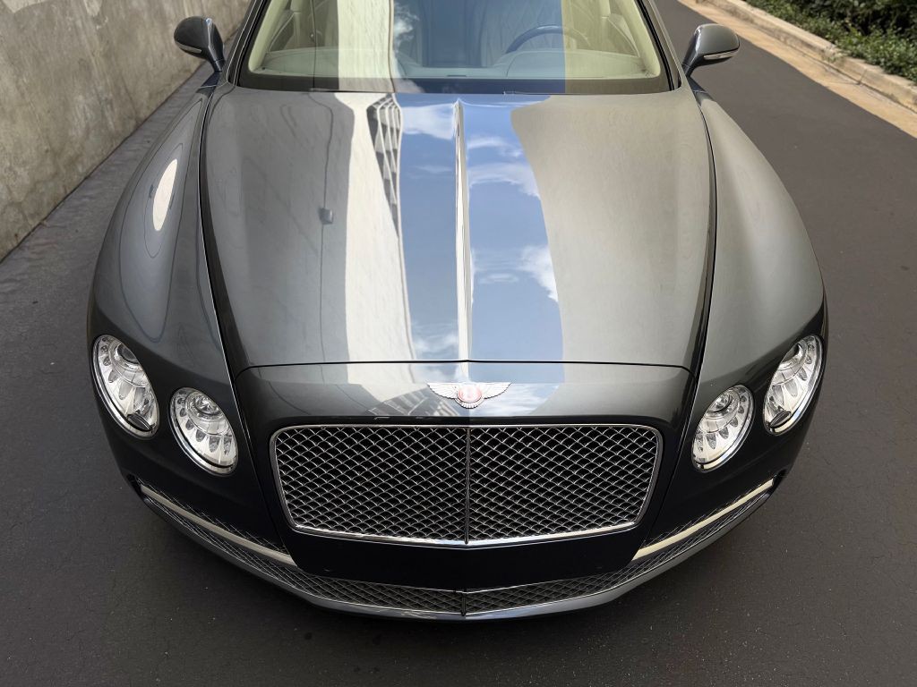 2016 Bentley Flying Spur Image 6