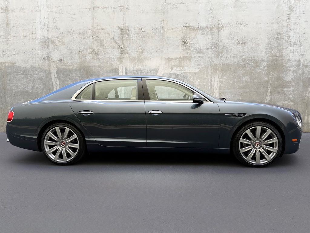 2016 Bentley Flying Spur Image 9