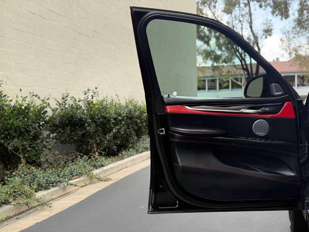 2018 BMW X5 Image 16